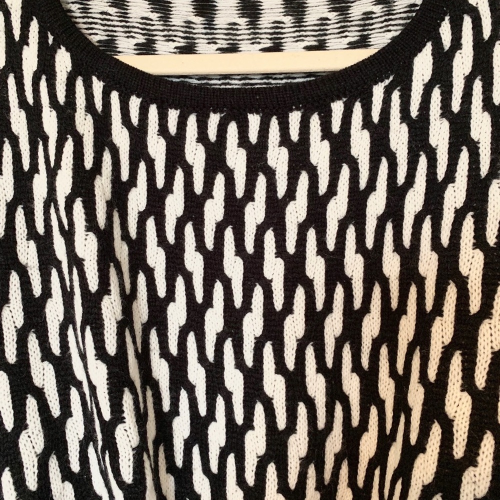 Sweater - Picture 2 of 2